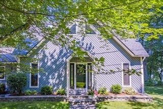 23 Freyer Rd, Southampton, MA 01073