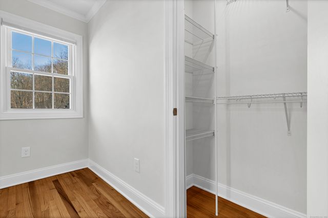 122 North Street Apt 4, Guilford, CT 06437