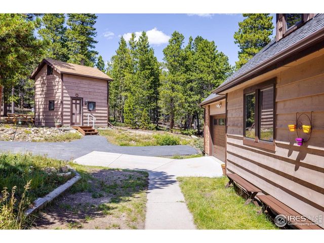 10212 Dowdle Dr, Golden, CO 80403