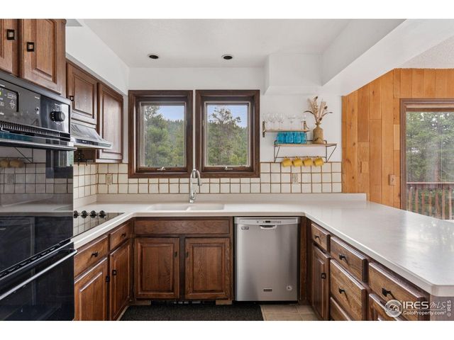 10212 Dowdle Dr, Golden, CO 80403