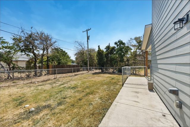 1309 Arizona Avenue, Fort Worth, TX 76104