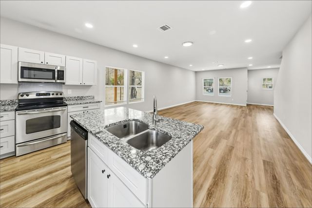 1309 Arizona Avenue, Fort Worth, TX 76104