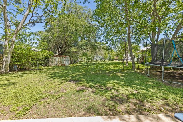 508 Victoria Avenue, Navasota, TX 77868