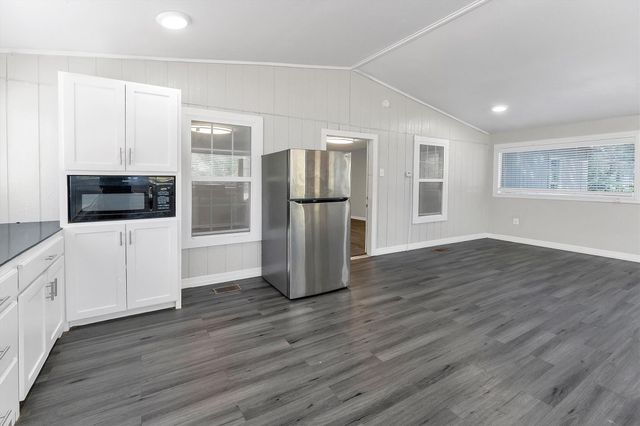 4424 W Forest Road, Conroe, TX 77306
