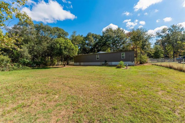 4424 W Forest Road, Conroe, TX 77306