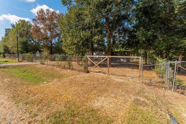 4424 W Forest Road, Conroe, TX 77306