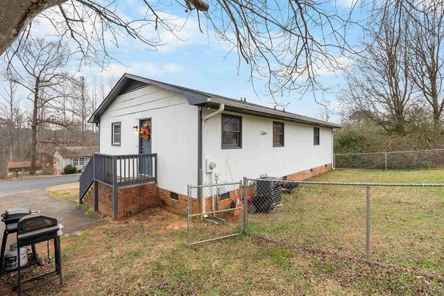 108 Everest Drive, Inman, SC 29349