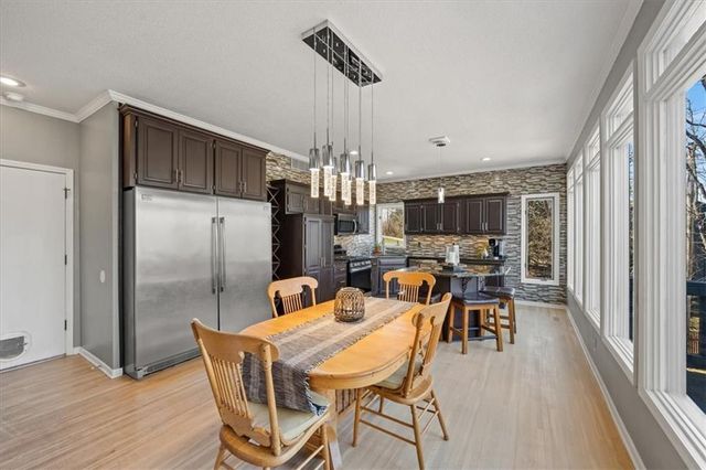 32210 W 91 Street, De Soto, KS 66018