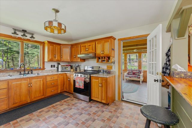 295 Manning Hill Road, Winchester, NH 03470