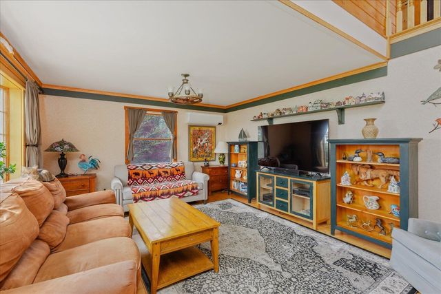 295 Manning Hill Road, Winchester, NH 03470