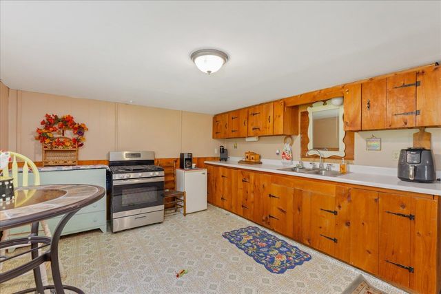295 Manning Hill Road, Winchester, NH 03470