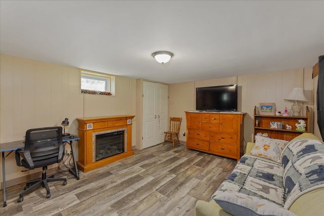 295 Manning Hill Road, Winchester, NH 03470
