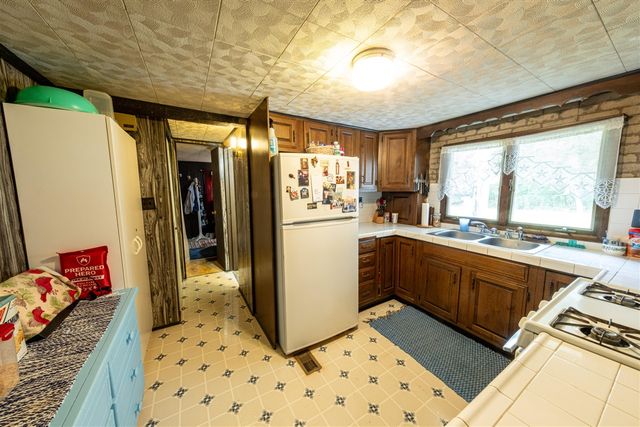 1299 W White Road, Free Soil, MI 49411