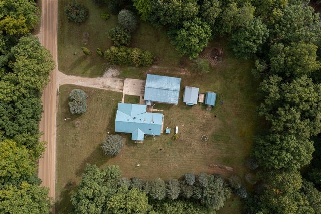 1299 W White Road, Free Soil, MI 49411