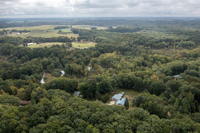 1299 W White Road, Free Soil, MI 49411