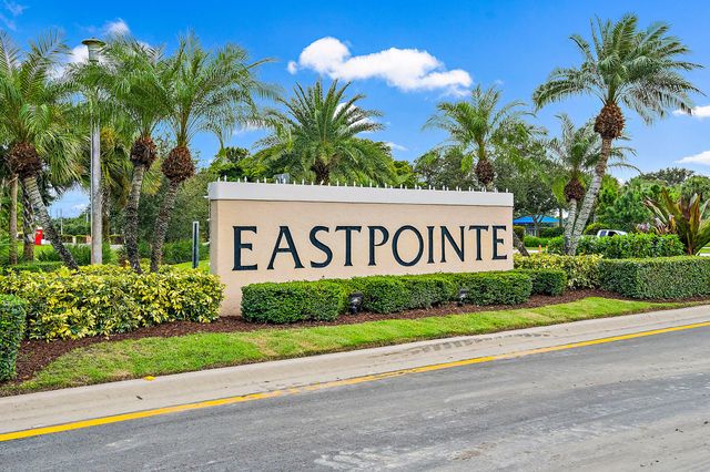 6866 Briarlake Circle, Palm Beach Gardens, FL 33418