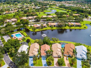 6866 Briarlake Circle, Palm Beach Gardens, FL 33418