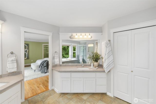 24819 SE 14th Street, Sammamish, WA 98075