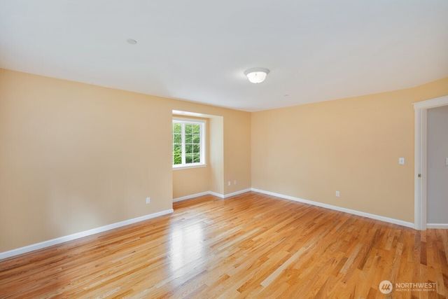 24819 SE 14th Street, Sammamish, WA 98075