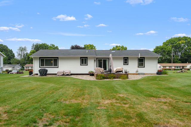 3537 Thornhill Avenue, Kalamazoo, MI 49004