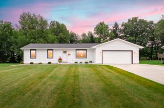 3537 Thornhill Avenue, Kalamazoo, MI 49004