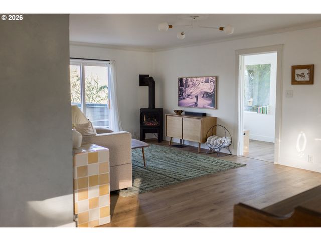 24085 Ne SUNNYCREST Rd, Newberg, OR 97132