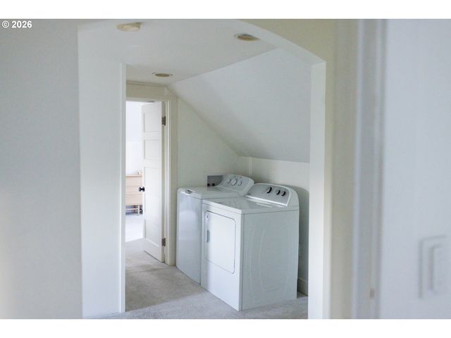 24085 Ne SUNNYCREST Rd, Newberg, OR 97132