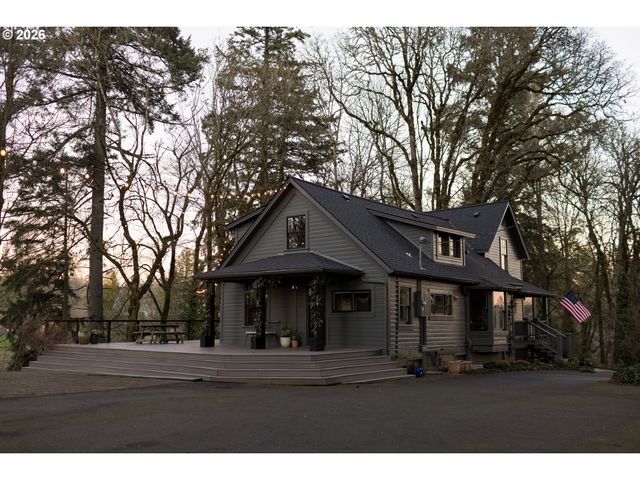 24085 Ne SUNNYCREST Rd, Newberg, OR 97132