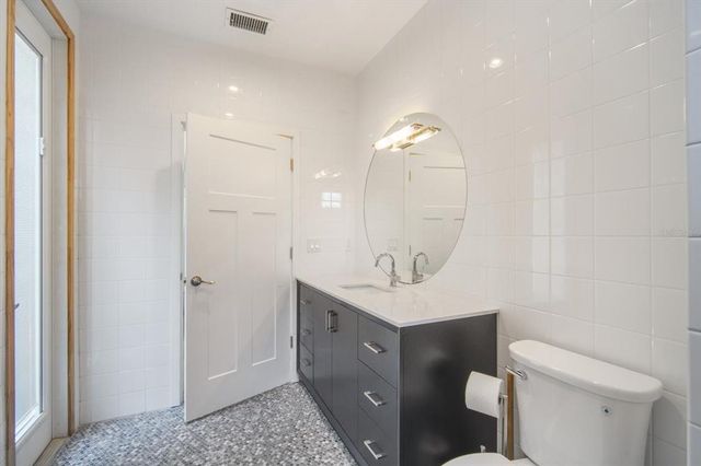 402 71ST STREET, Holmes Beach, FL 34217