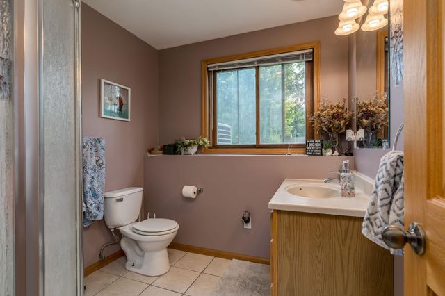 1114 Engesser Lane, Saint Peter, MN 56082