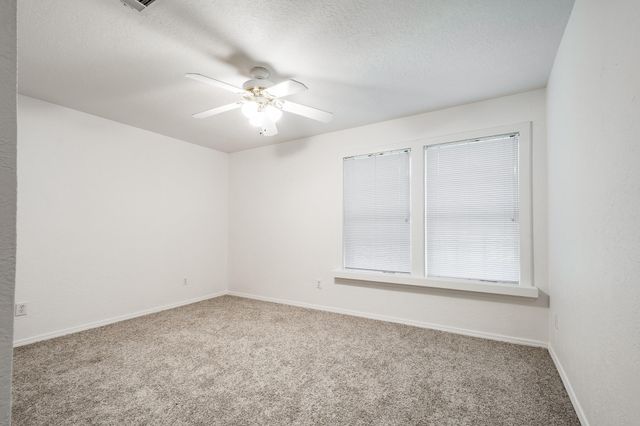 27 County Road 3371, Cleveland, TX 77327