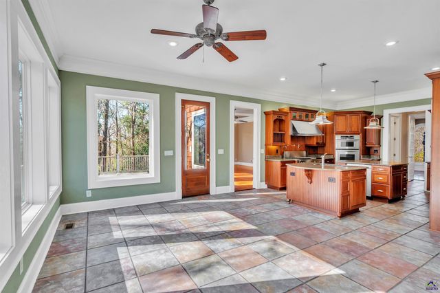 113 Carriage Run, Warner Robins, GA 31088