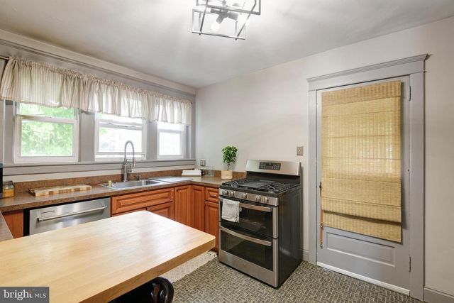 256 SOUTH 5TH ST, Oxford, PA 19363