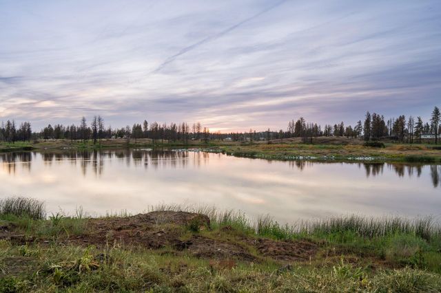 10526 S Medical Lake Rd, Medical Lake, WA 99022