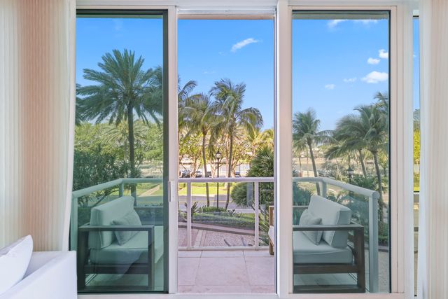 1063 Hillsboro Mile Hillsboro Mile 206, Hillsboro Beach, FL 33062