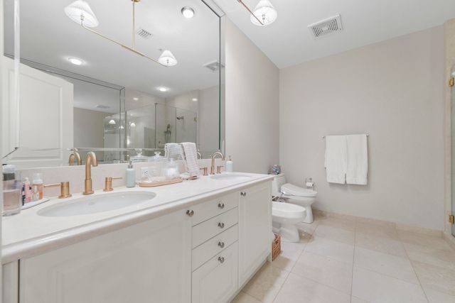 1063 Hillsboro Mile Hillsboro Mile 206, Hillsboro Beach, FL 33062