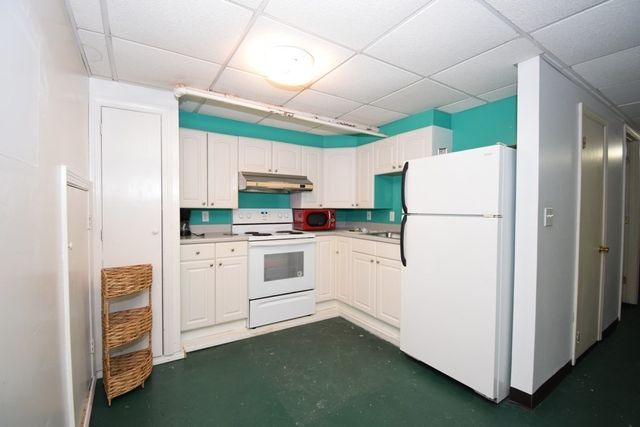 128 South Flag Street, Worcester, MA 01602