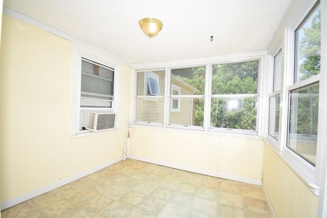 128 South Flag Street, Worcester, MA 01602
