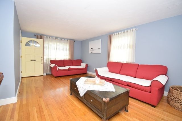 128 South Flag Street, Worcester, MA 01602