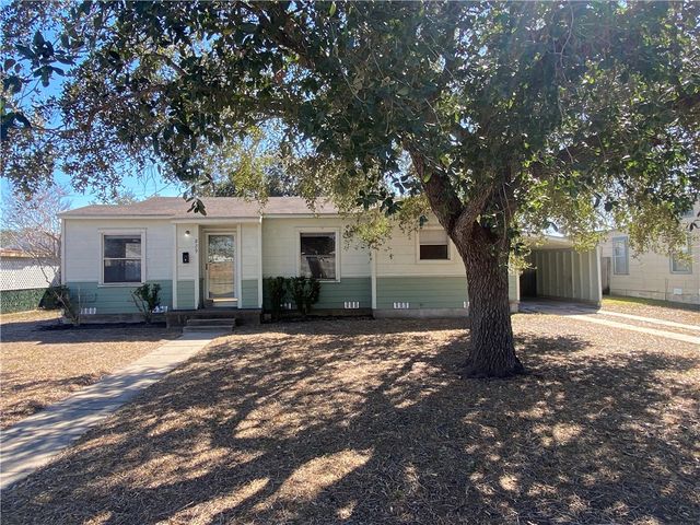 829 E Hoffman Ave, Kingsville, TX 78363