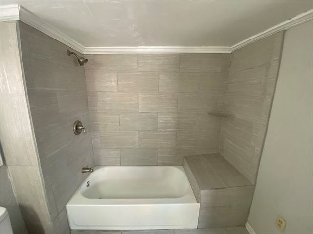 829 E Hoffman Ave, Kingsville, TX 78363