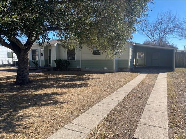 829 E Hoffman Ave, Kingsville, TX 78363