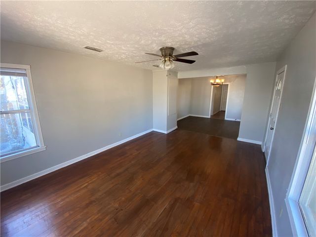 829 E Hoffman Ave, Kingsville, TX 78363