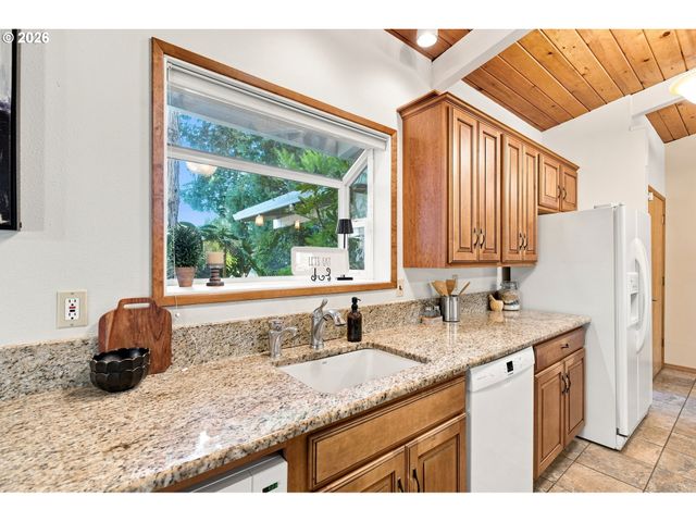 12325 Sw ALBERTA St, Portland, OR 97223