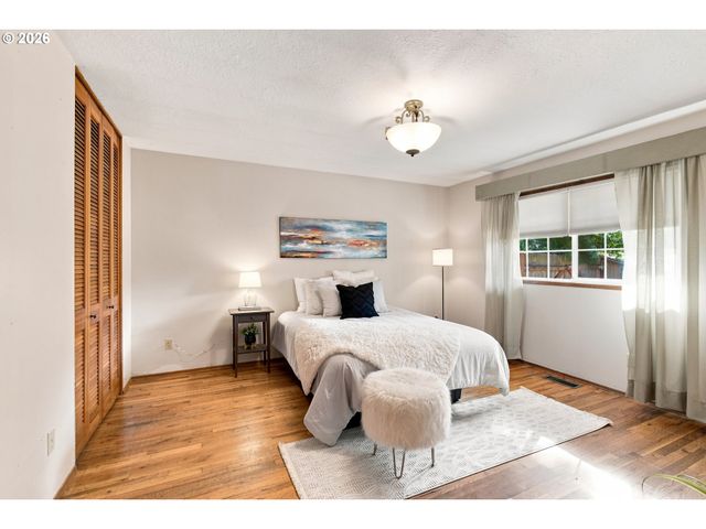 12325 Sw ALBERTA St, Portland, OR 97223