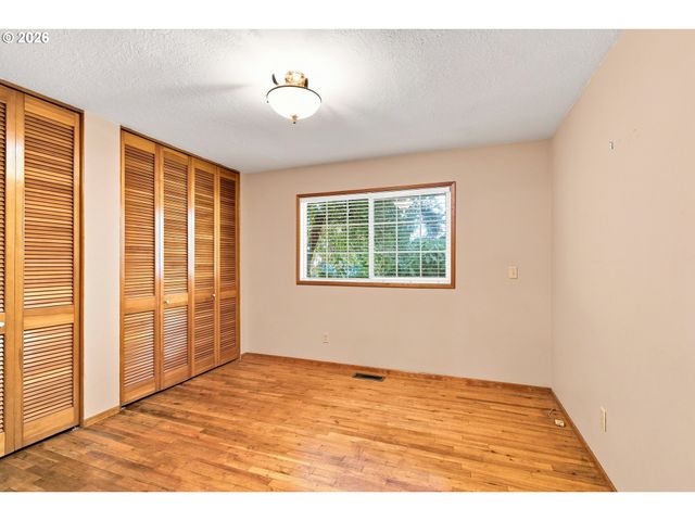 12325 Sw ALBERTA St, Portland, OR 97223