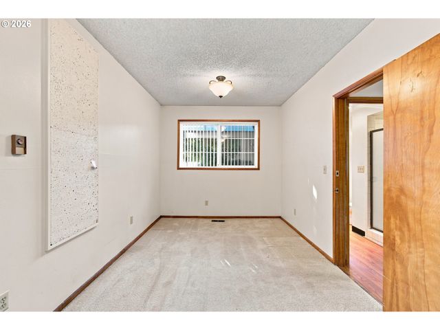 12325 Sw ALBERTA St, Portland, OR 97223