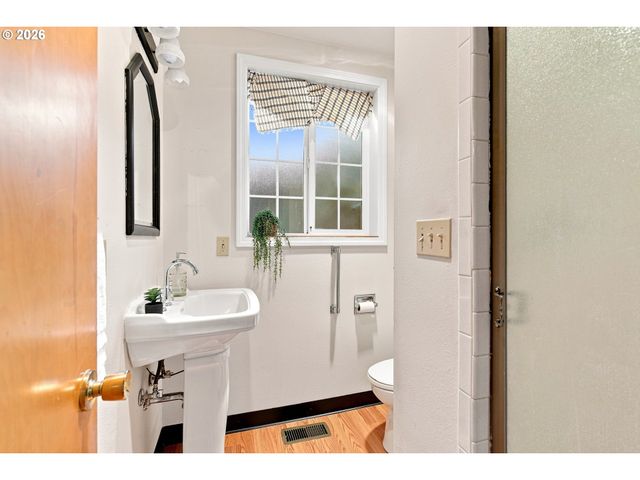 12325 Sw ALBERTA St, Portland, OR 97223
