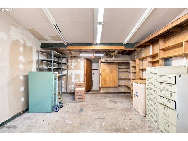 12325 Sw ALBERTA St, Portland, OR 97223