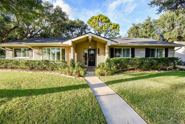 5330 Jackwood Street, Houston, TX 77096
